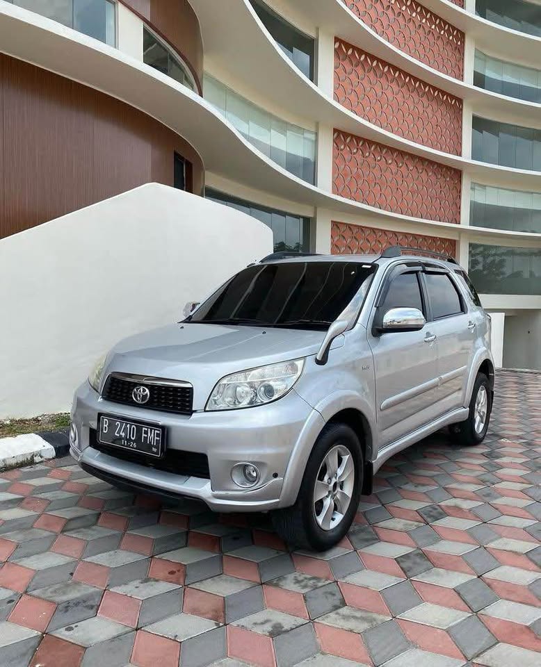 2011 Toyota Rush  S AT 2011 Toyota Rush  S AT