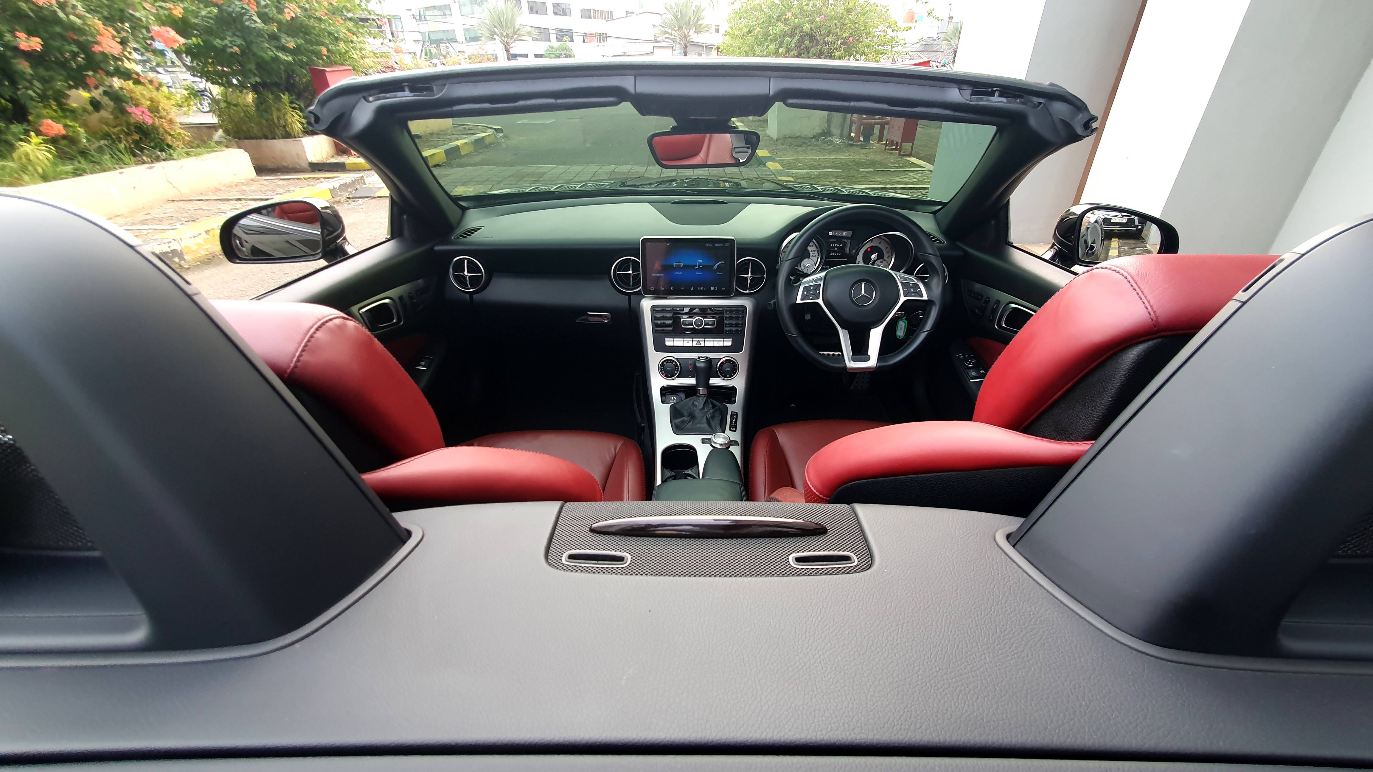 2011 Mercedes Benz SLK-Class 2011 Mercedes Benz SLK-Class