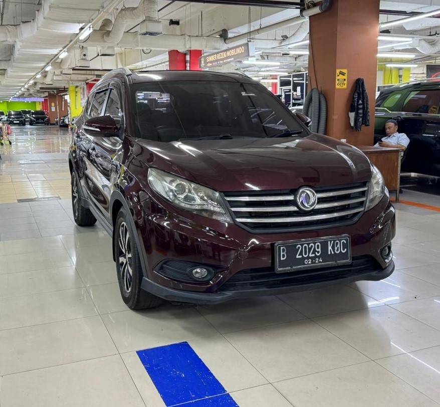 2018 DFSK Glory 580 Bekas 2018 DFSK Glory 580 Bekas