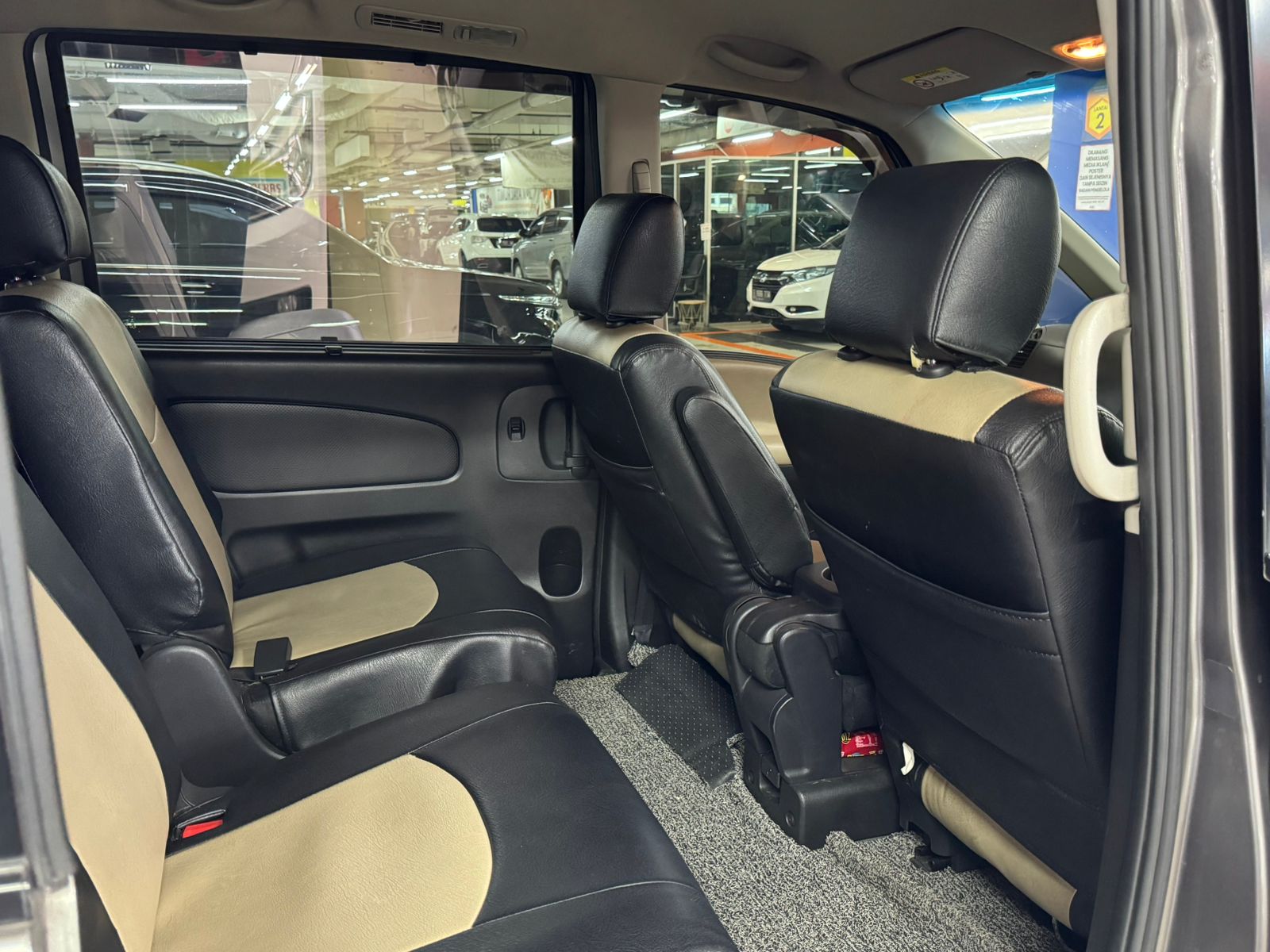 2017 Nissan Serena 2017 Nissan Serena