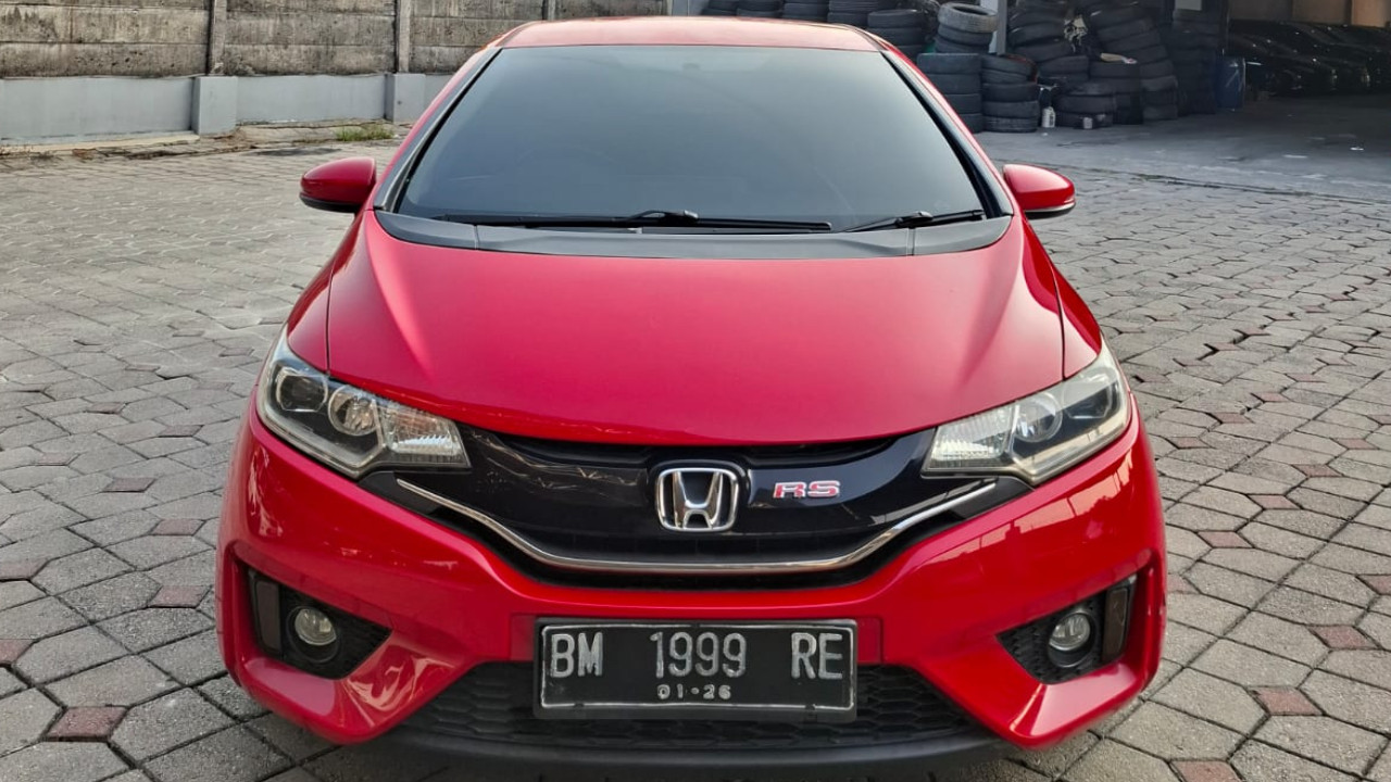 Second Hand 2015 Honda Jazz Second Hand 2015 Honda Jazz