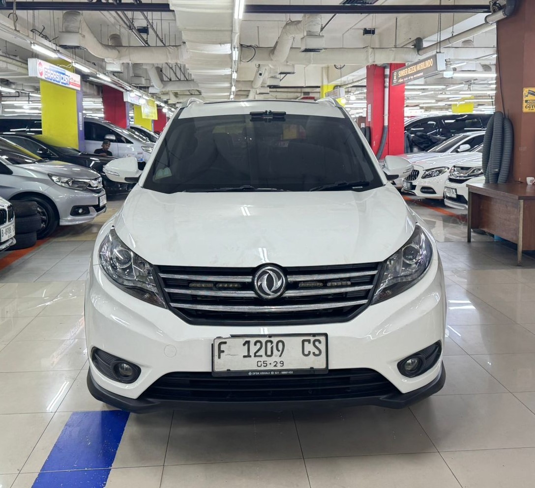 2018 DFSK Glory 580 Bekas 2018 DFSK Glory 580 Bekas