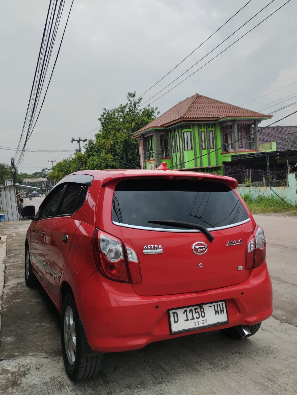 2014 Daihatsu Ayla  1.0 X MT 2014 Daihatsu Ayla  1.0 X MT