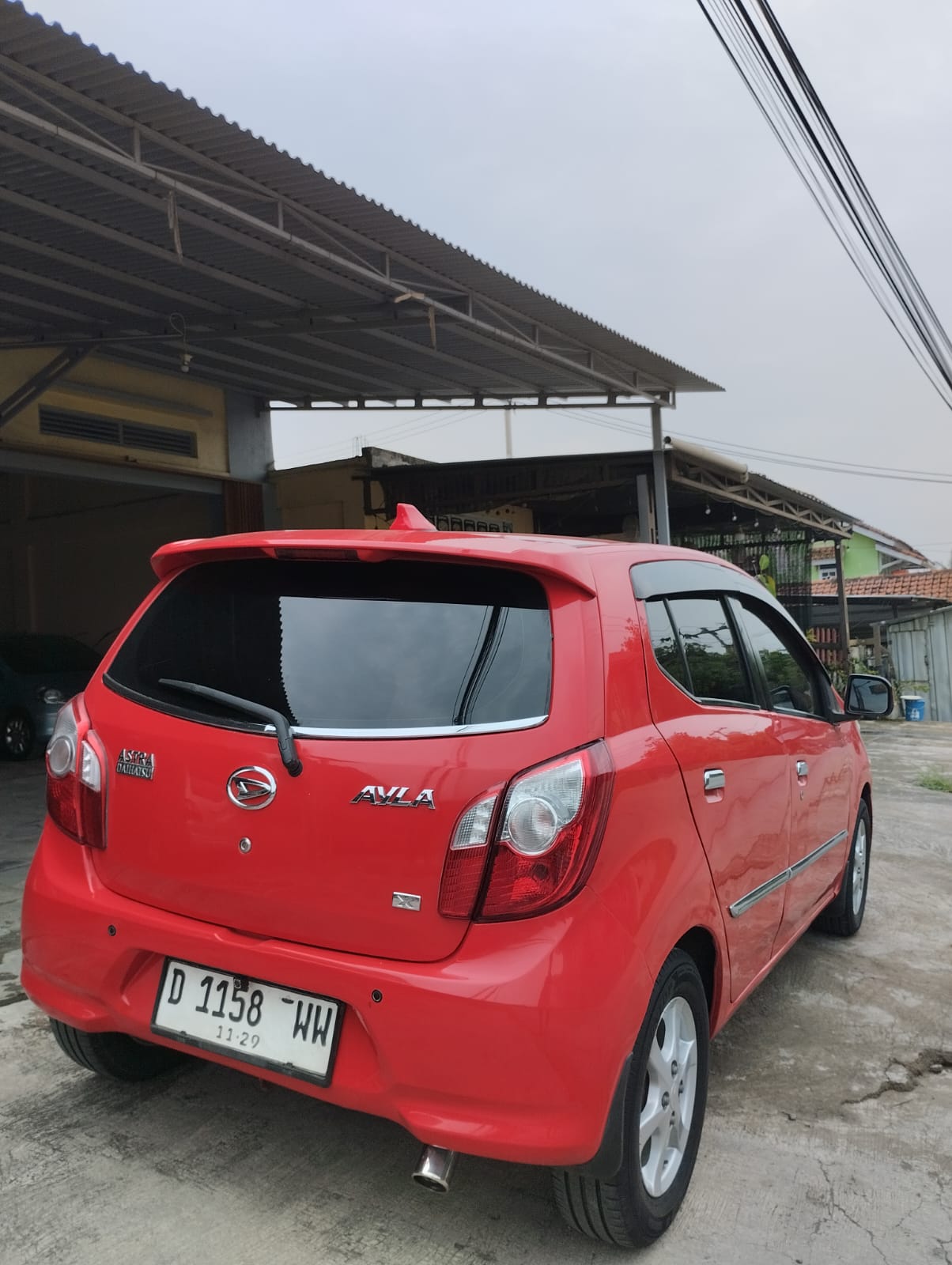 2014 Daihatsu Ayla  1.0 X MT 2014 Daihatsu Ayla  1.0 X MT