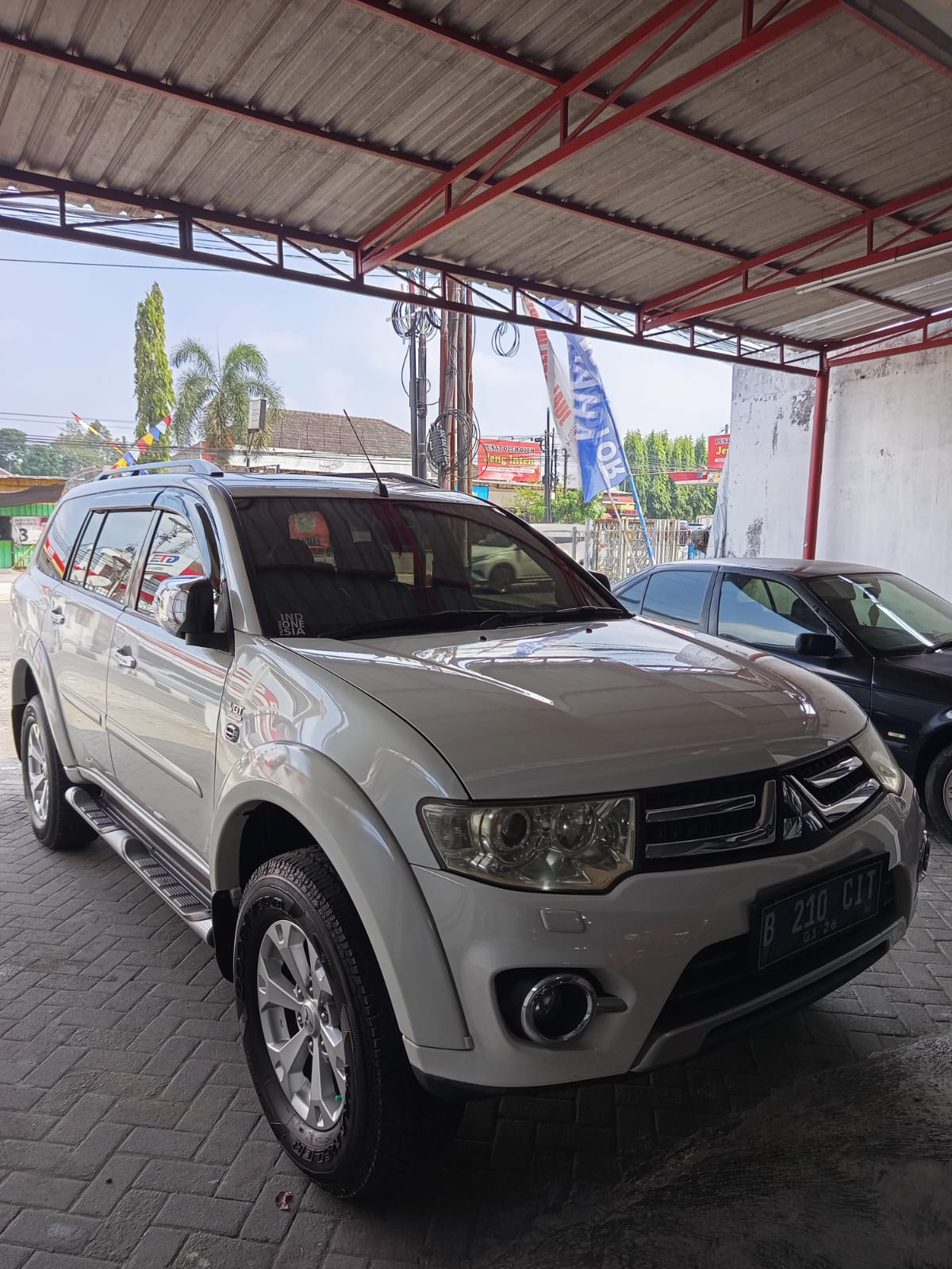 2015 Mitsubishi Pajero Sport 2015 Mitsubishi Pajero Sport