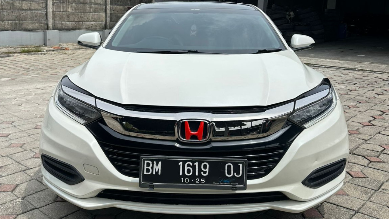 Second Hand 2020 Honda HRV  1.8L Prestige Second Hand 2020 Honda HRV  1.8L Prestige