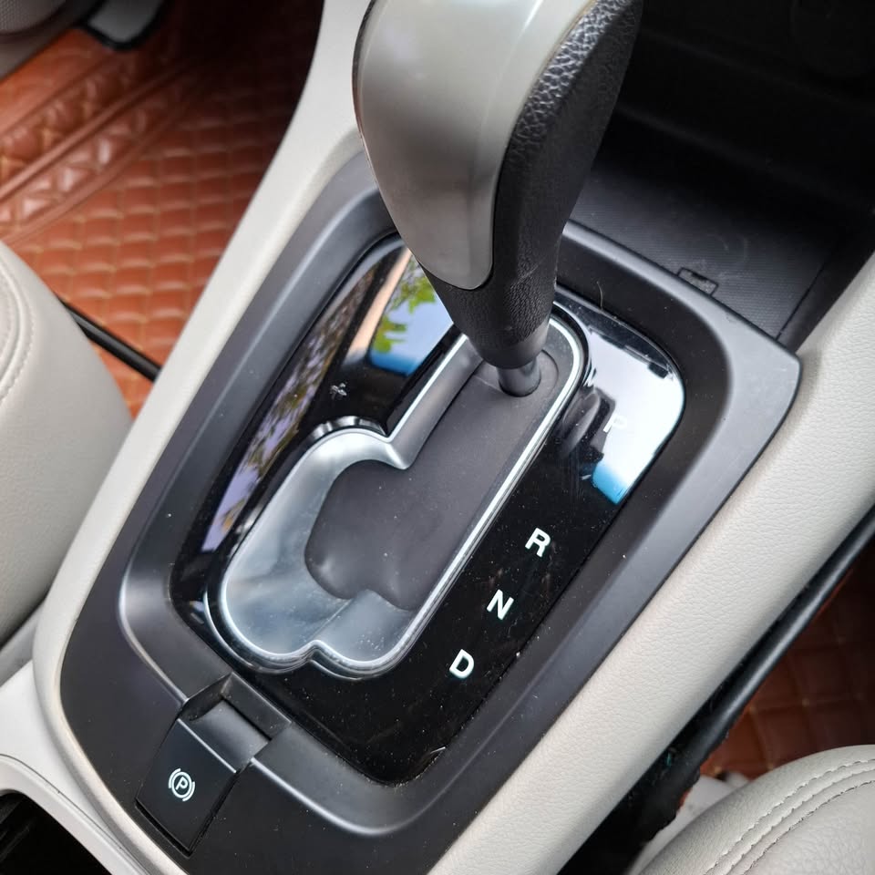 2016 Chevrolet Captiva 2.0 LTZ AT FWD 2016 Chevrolet Captiva 2.0 LTZ AT FWD