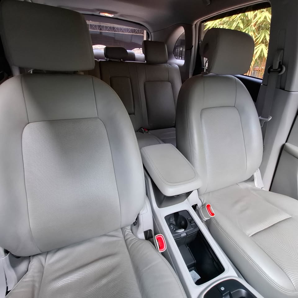 2016 Chevrolet Captiva 2.0 LTZ AT FWD 2016 Chevrolet Captiva 2.0 LTZ AT FWD