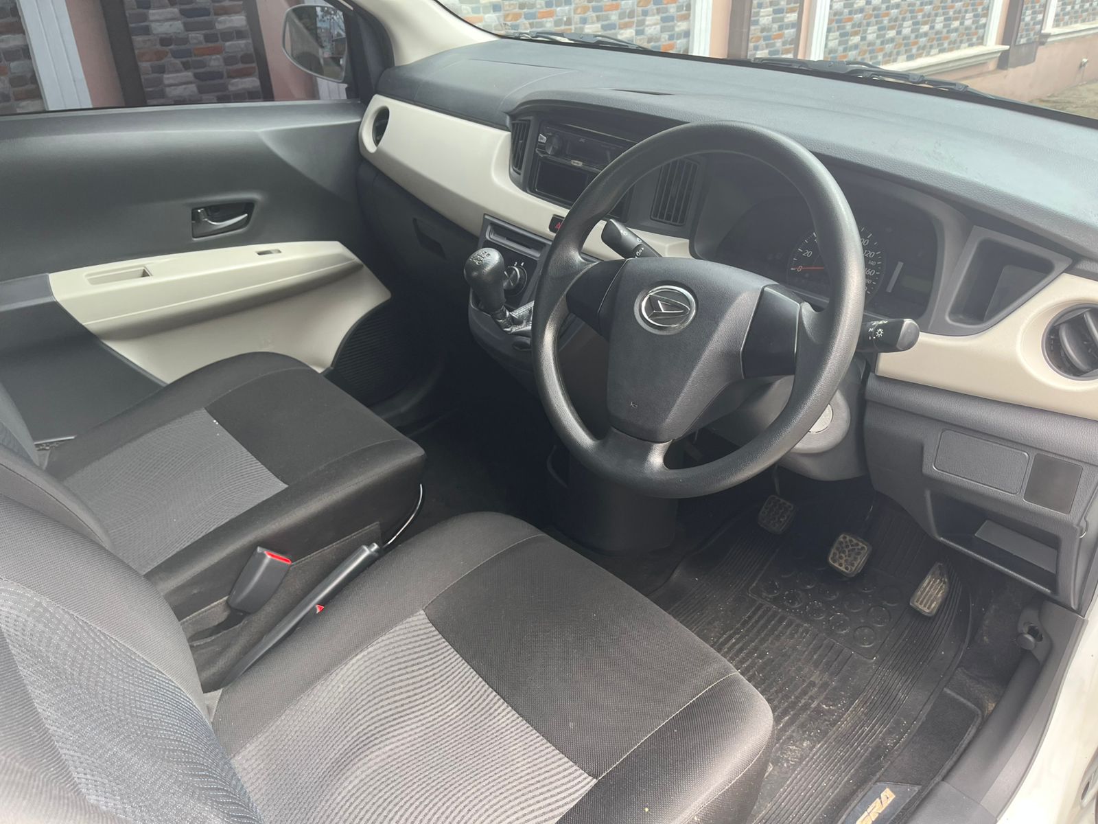 2021 Daihatsu Sigra 1.0 D MT 2021 Daihatsu Sigra 1.0 D MT