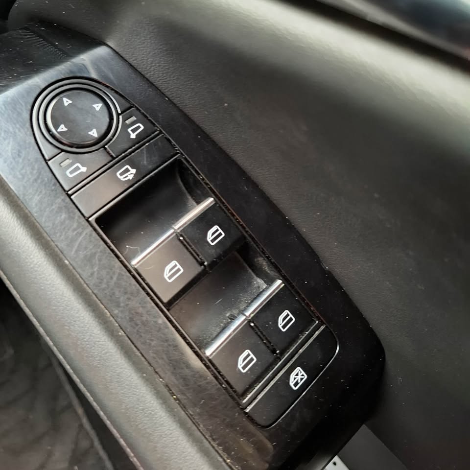 2022 Mazda 3 Hatchback Skyactive-G 2.0 2022 Mazda 3 Hatchback Skyactive-G 2.0