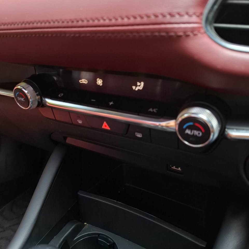 2022 Mazda 3 Hatchback Skyactive-G 2.0 2022 Mazda 3 Hatchback Skyactive-G 2.0