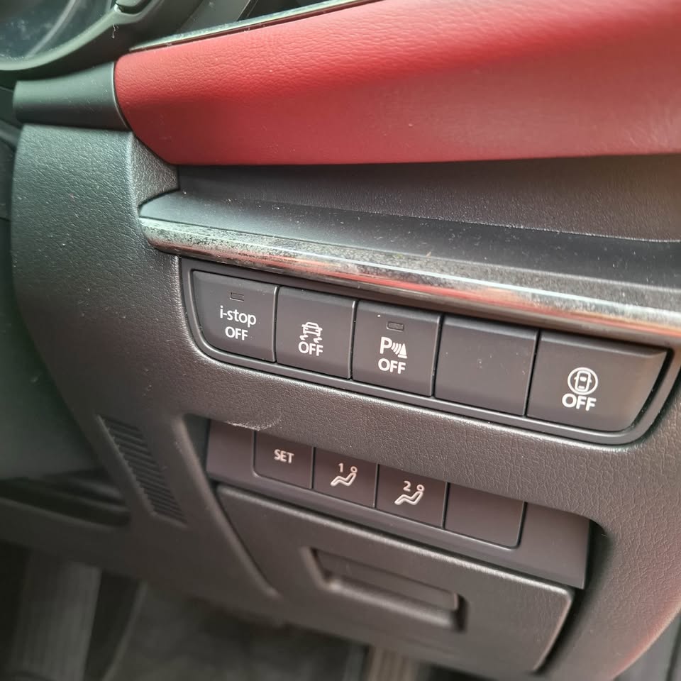 2022 Mazda 3 Hatchback Skyactive-G 2.0 2022 Mazda 3 Hatchback Skyactive-G 2.0