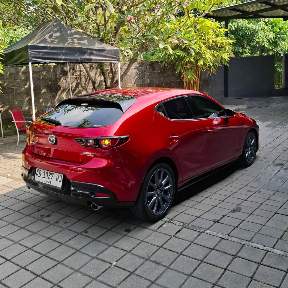 2022 Mazda 3 Hatchback Skyactive-G 2.0 2022 Mazda 3 Hatchback Skyactive-G 2.0