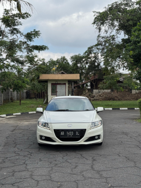 2013 Honda CR-Z 1.5 HYBRID COUPE AT Bekas 2013 Honda CR-Z 1.5 HYBRID COUPE AT Bekas
