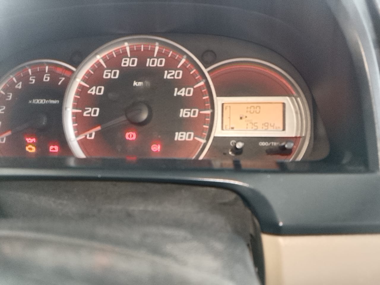 2014 Toyota Avanza  1.3 E MT 2014 Toyota Avanza  1.3 E MT