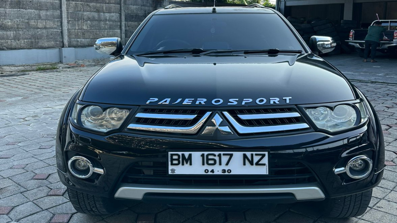 2014 Mitsubishi Pajero Sport Dakar AT 4x2