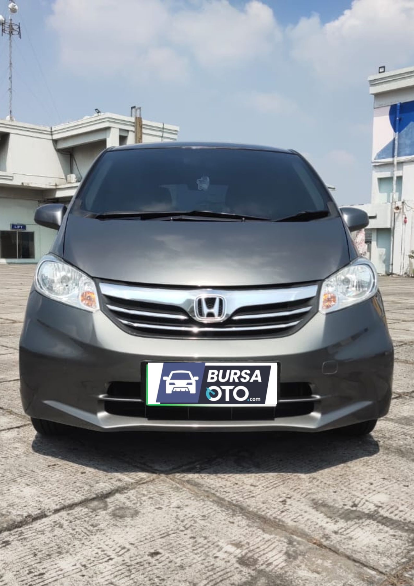 Second Hand 2012 Honda Freed Second Hand 2012 Honda Freed
