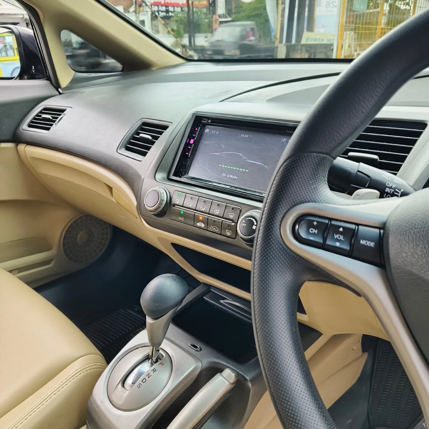 2011 Honda Civic  FDI 1.8 AT 2011 Honda Civic  FDI 1.8 AT