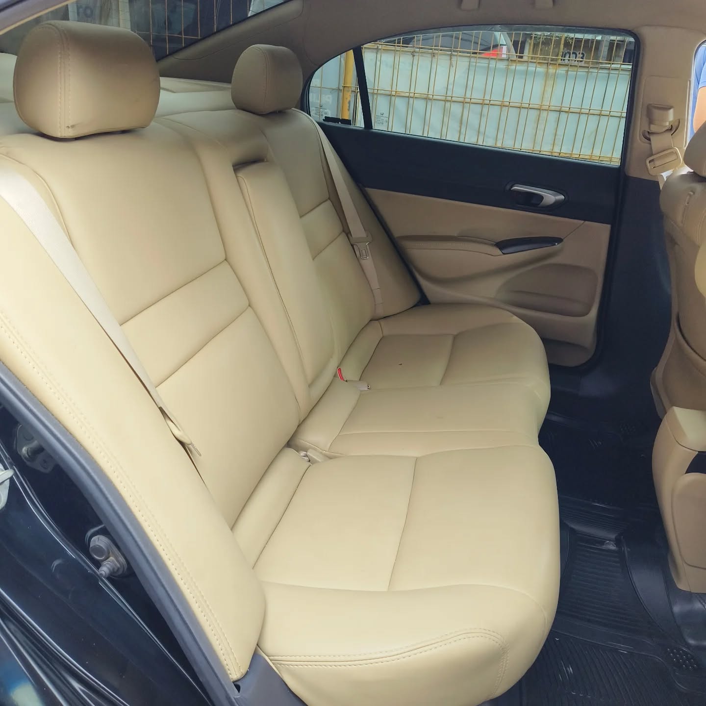 2011 Honda Civic  FDI 1.8 AT 2011 Honda Civic  FDI 1.8 AT