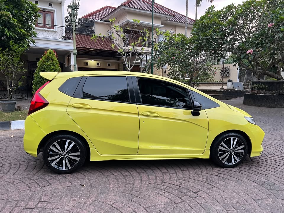 2018 Honda Jazz  RS CVT A/T 2018 Honda Jazz  RS CVT A/T