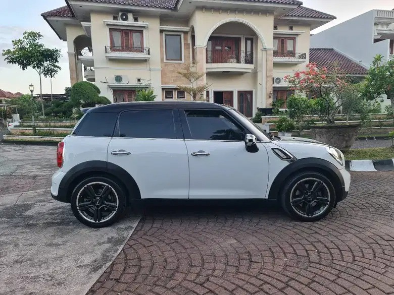 2011 MINI Cooper S Countryman 1.6 S TURBO 2011 MINI Cooper S Countryman 1.6 S TURBO