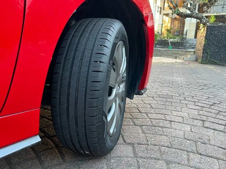 2018 Suzuki Baleno  HB A/T 2018 Suzuki Baleno  HB A/T