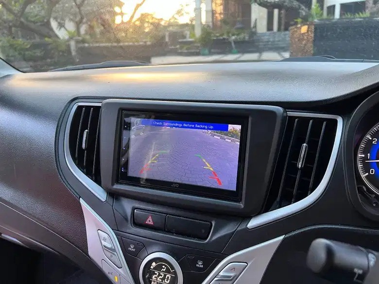 2018 Suzuki Baleno  HB A/T 2018 Suzuki Baleno  HB A/T