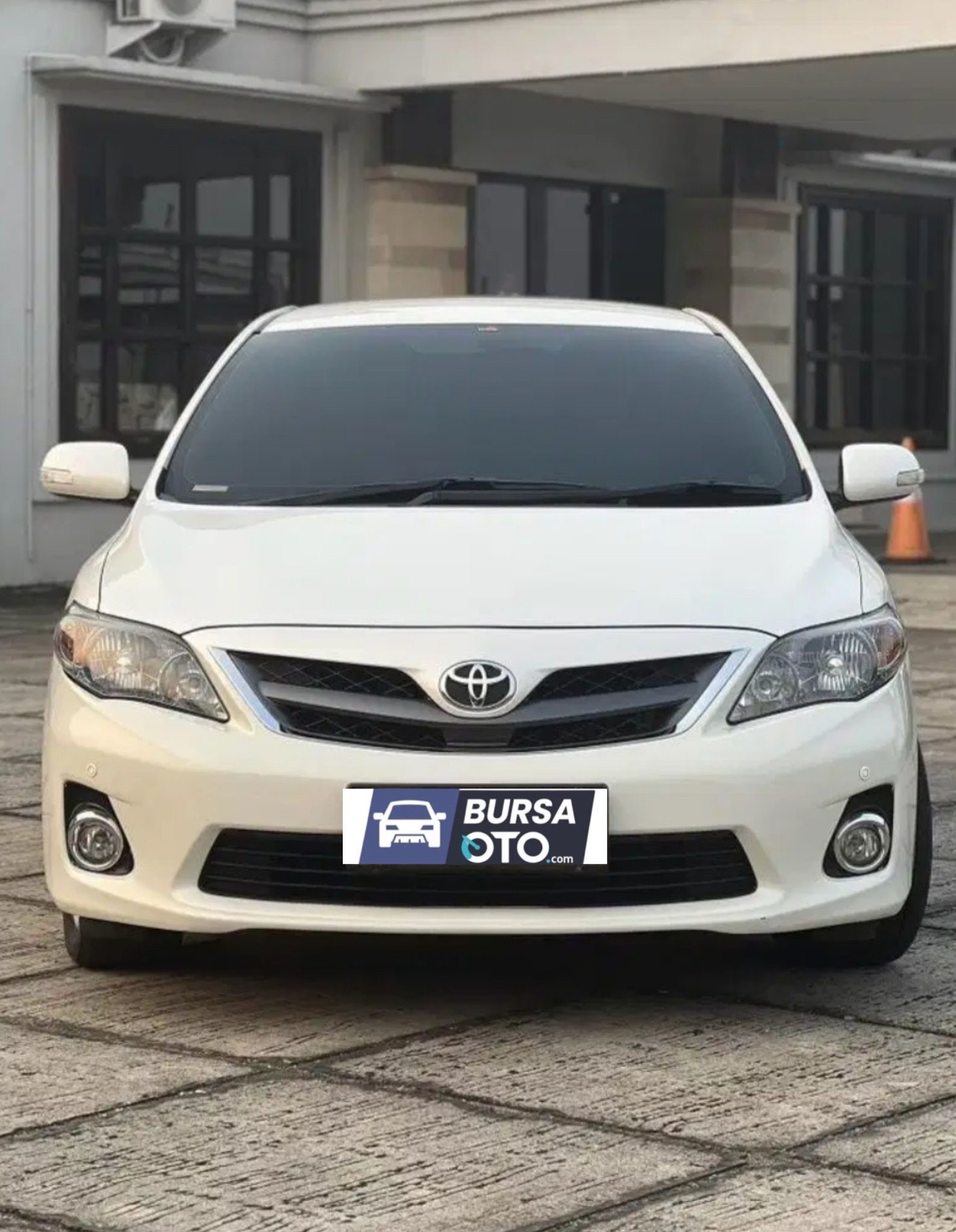 2013 Toyota Corolla Altis Bekas 2013 Toyota Corolla Altis Bekas