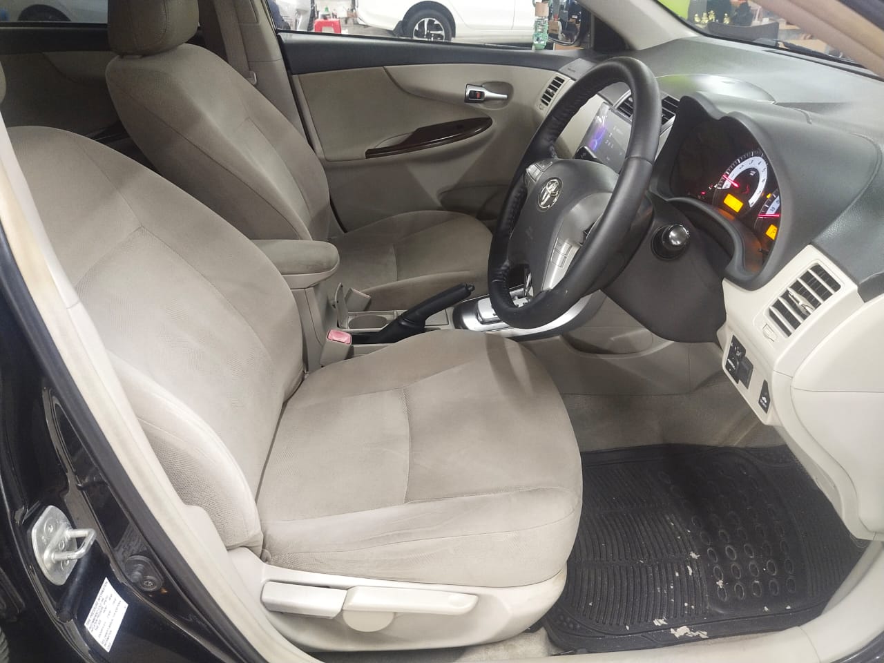 2012 Toyota Corolla Altis 2012 Toyota Corolla Altis