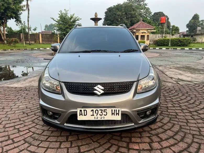 2011 Suzuki SX4 X-OVER 1.5 RC1 MT 2011 Suzuki SX4 X-OVER 1.5 RC1 MT