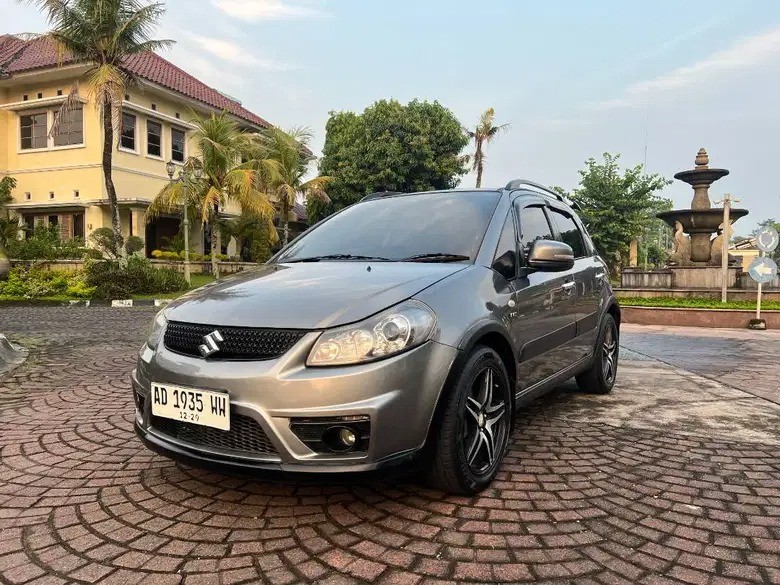 2011 Suzuki SX4 X-OVER 1.5 RC1 MT 2011 Suzuki SX4 X-OVER 1.5 RC1 MT