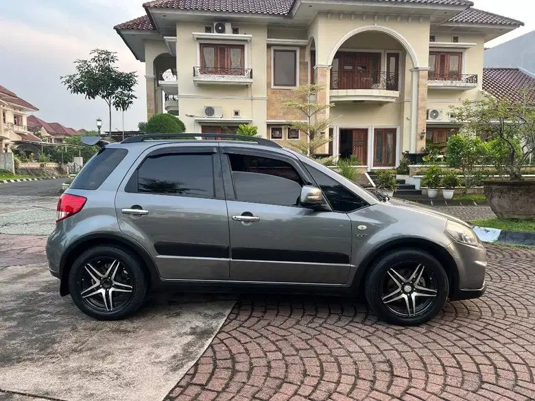 2011 Suzuki SX4 X-OVER 1.5 RC1 MT 2011 Suzuki SX4 X-OVER 1.5 RC1 MT