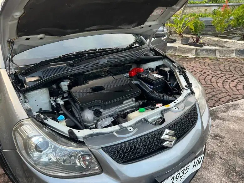 2011 Suzuki SX4 X-OVER 1.5 RC1 MT 2011 Suzuki SX4 X-OVER 1.5 RC1 MT