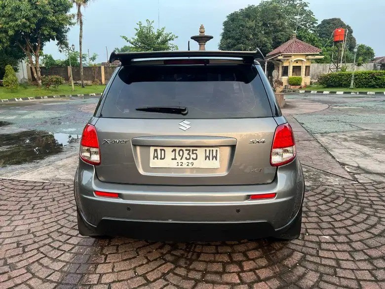 2011 Suzuki SX4 X-OVER 1.5 RC1 MT 2011 Suzuki SX4 X-OVER 1.5 RC1 MT