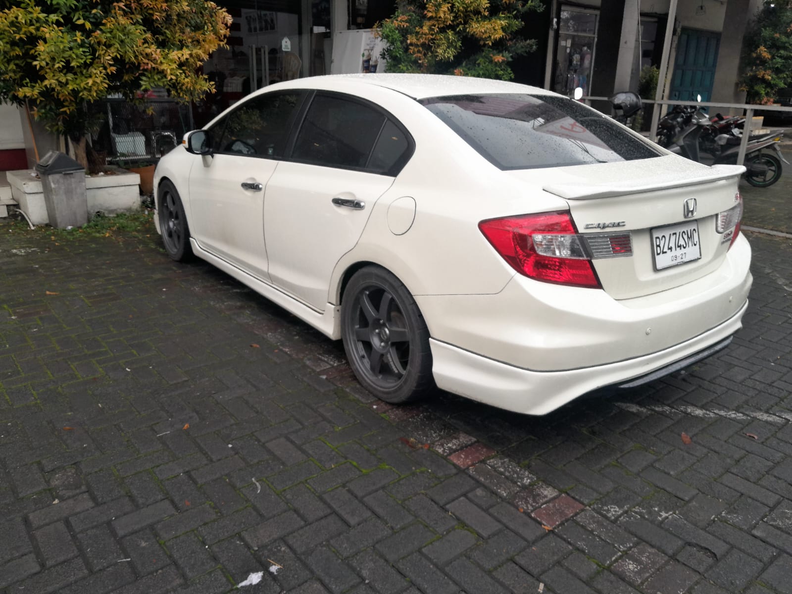 2012 Honda Civic I-VTEC 2.0L AT 2012 Honda Civic I-VTEC 2.0L AT