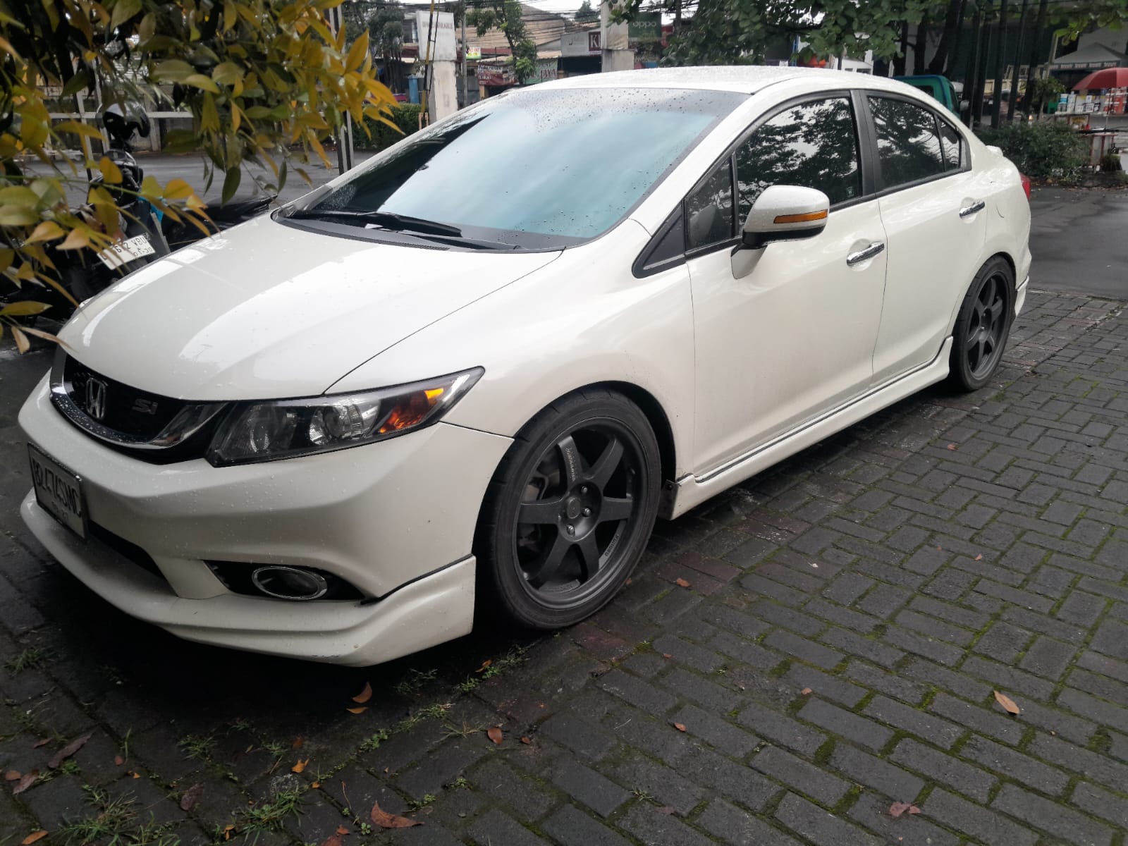 2012 Honda Civic I-VTEC 2.0L AT 2012 Honda Civic I-VTEC 2.0L AT