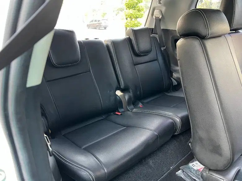 2020 Toyota Kijang Innova REBORN 2.4 G AT DIESEL 2020 Toyota Kijang Innova REBORN 2.4 G AT DIESEL