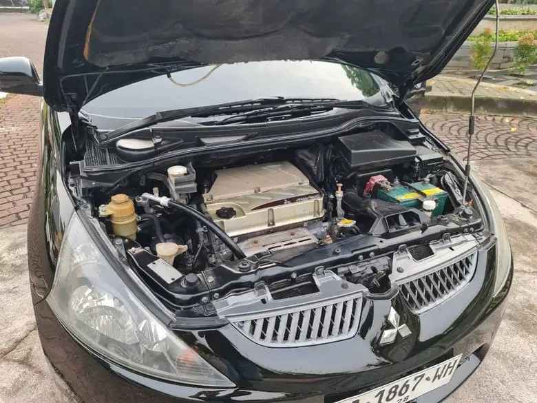 2006 Mitsubishi Grandis  GLS 2.4L AT 2006 Mitsubishi Grandis  GLS 2.4L AT