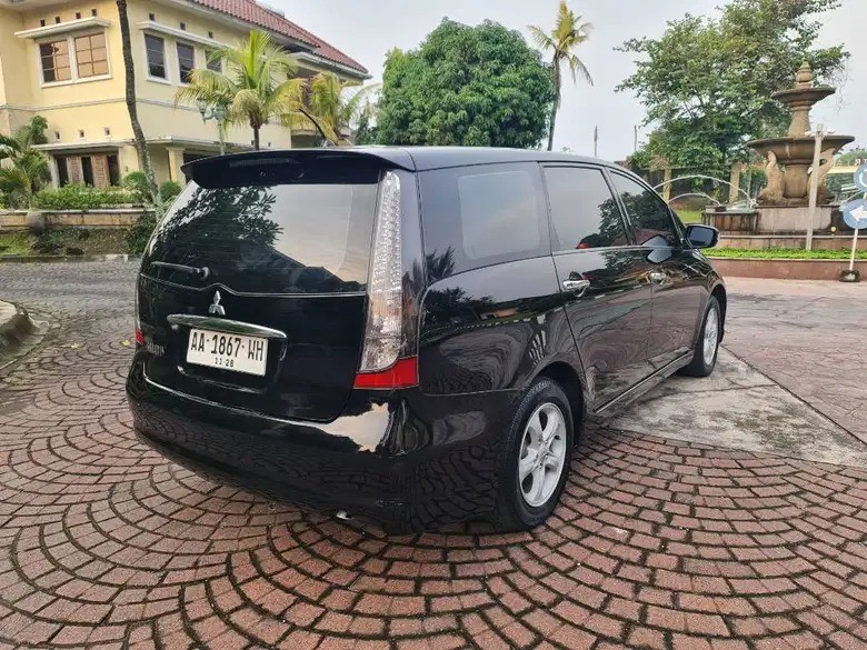 2006 Mitsubishi Grandis  GLS 2.4L AT 2006 Mitsubishi Grandis  GLS 2.4L AT