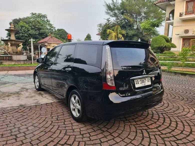 2006 Mitsubishi Grandis  GLS 2.4L AT 2006 Mitsubishi Grandis  GLS 2.4L AT