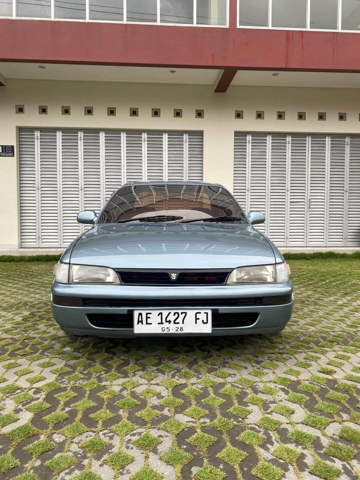 Second Hand 1992 Toyota Corolla 1.6 SE GREAT MT SDN Second Hand 1992 Toyota Corolla 1.6 SE GREAT MT SDN