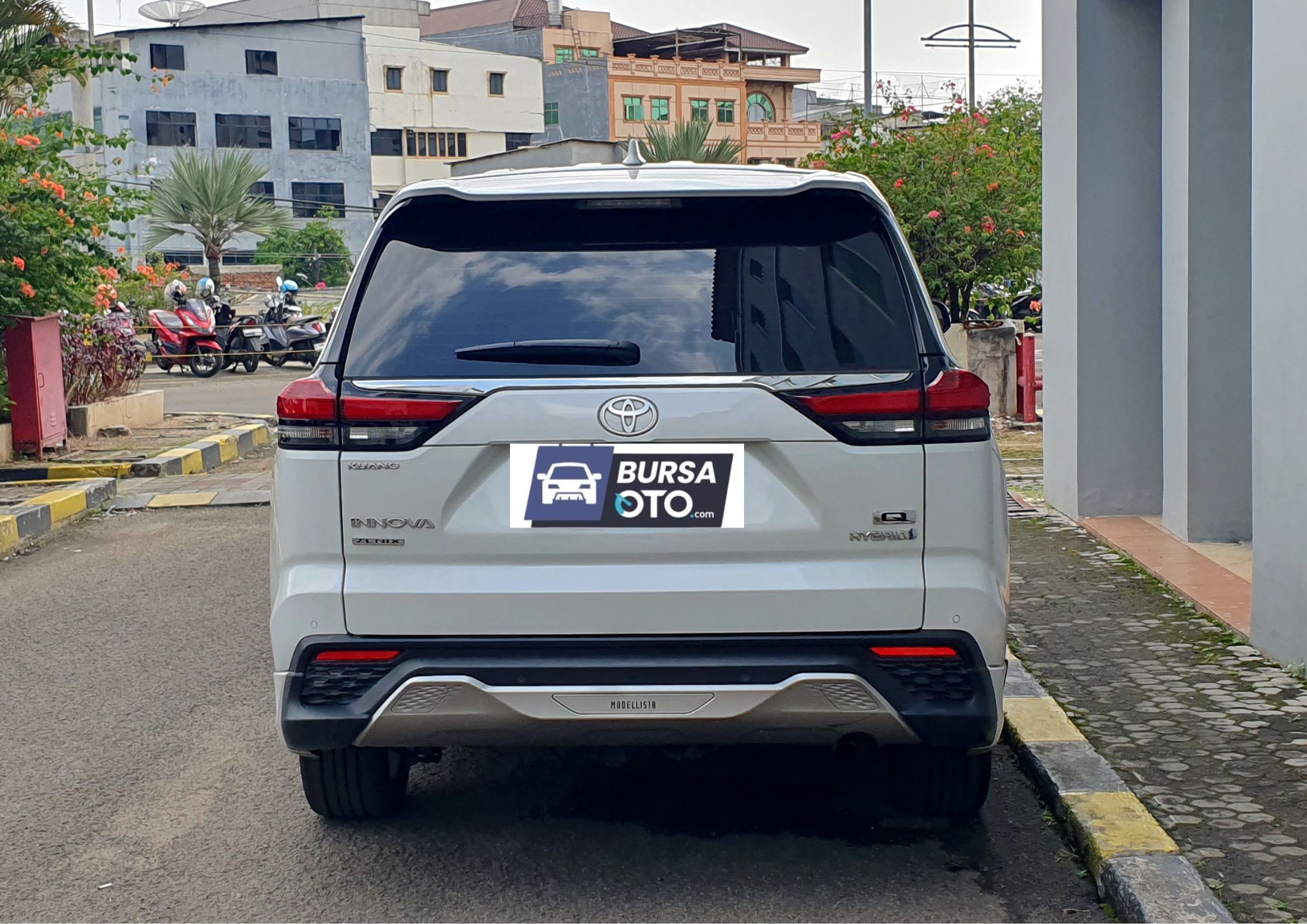 2024 Toyota Kijang Innova Zenix Hybrid EV 2024 Toyota Kijang Innova Zenix Hybrid EV