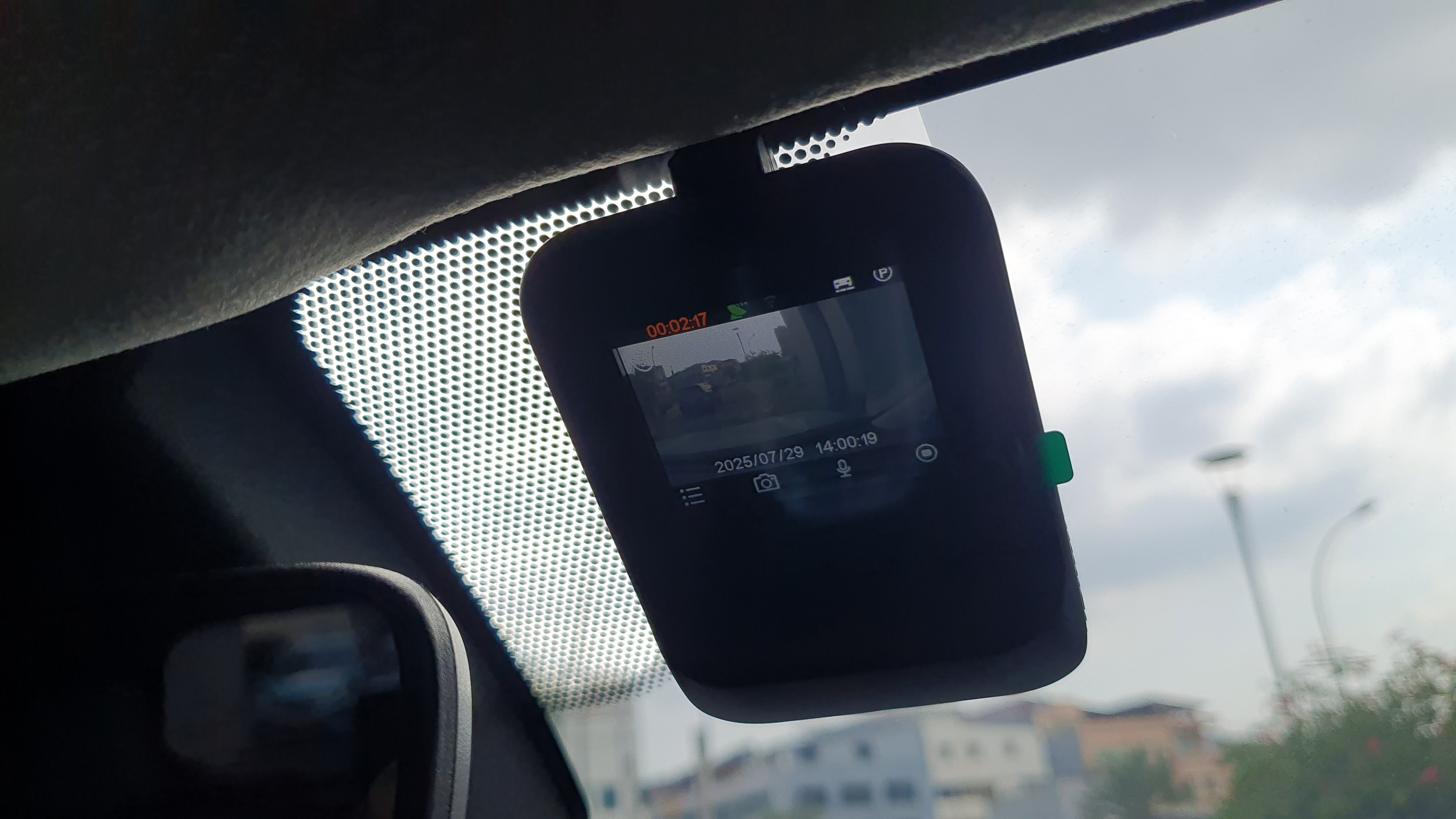 2024 Toyota Kijang Innova Zenix Hybrid EV 2024 Toyota Kijang Innova Zenix Hybrid EV