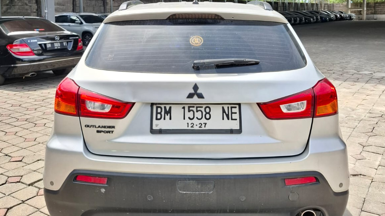 2012 Mitsubishi Outlander Sport 2012 Mitsubishi Outlander Sport