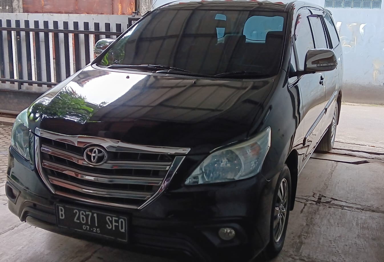 2015 Toyota Kijang Innova 2015 Toyota Kijang Innova