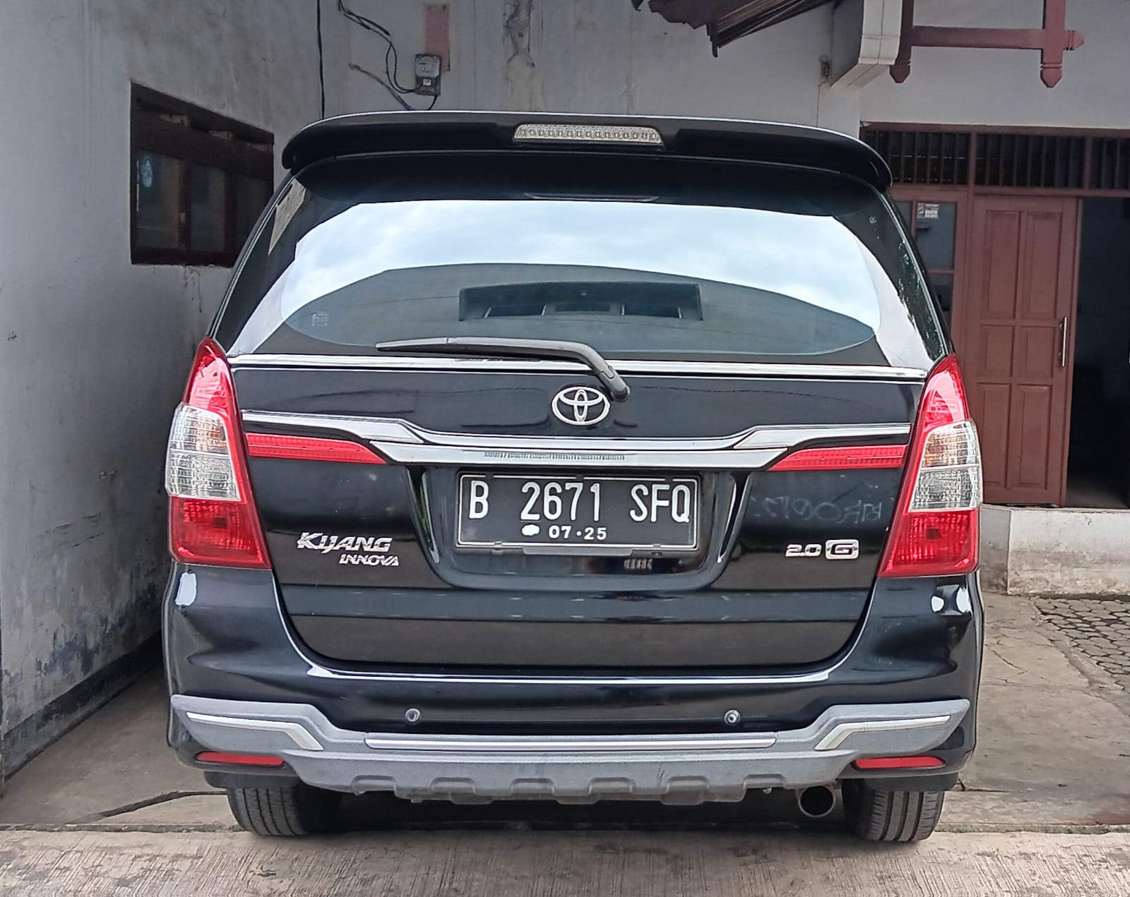 2015 Toyota Kijang Innova 2015 Toyota Kijang Innova