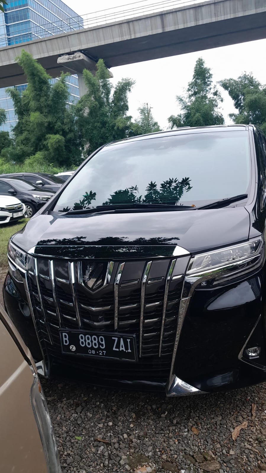2022 Toyota Alphard 2.5L G CVT Bekas 2022 Toyota Alphard 2.5L G CVT Bekas