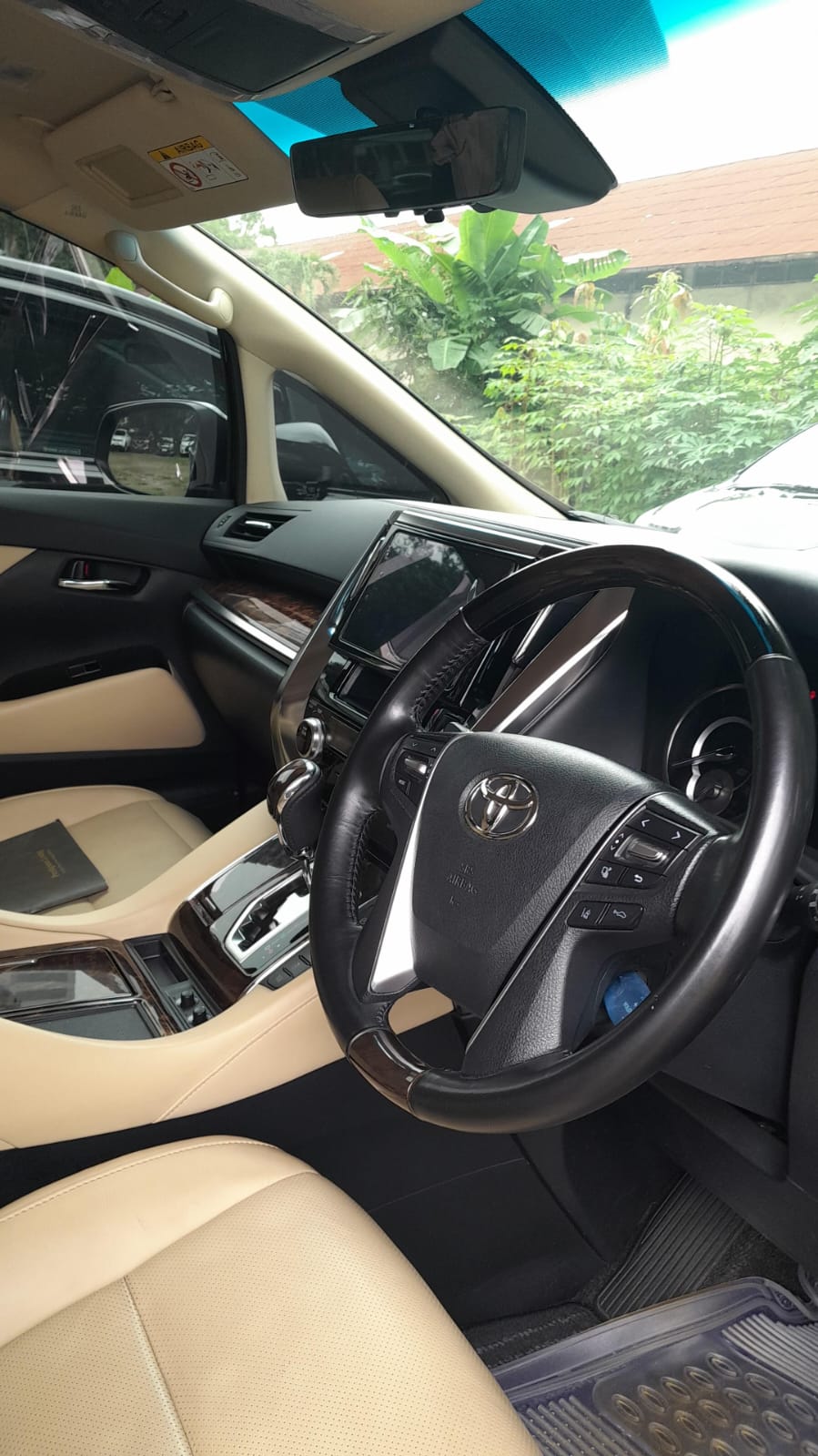 2022 Toyota Alphard 2022 Toyota Alphard