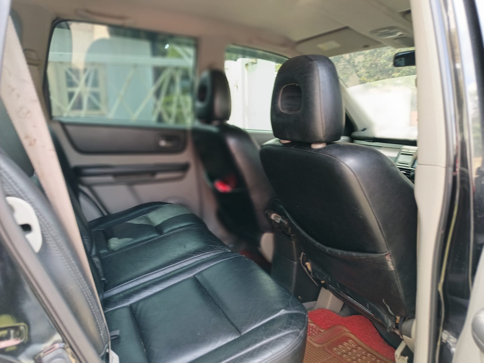 2006 Nissan X-Trail  2.5L 4AT 4x2 2006 Nissan X-Trail  2.5L 4AT 4x2