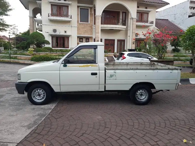 2012 Isuzu Panther 2.5 TURBO M/T PICK UP 2012 Isuzu Panther 2.5 TURBO M/T PICK UP